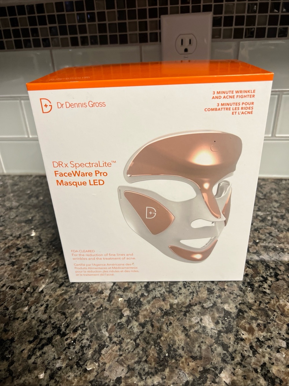 Dr. Dennis Gross DRx SpectraLite FaceWare Pro LED Mask-read description